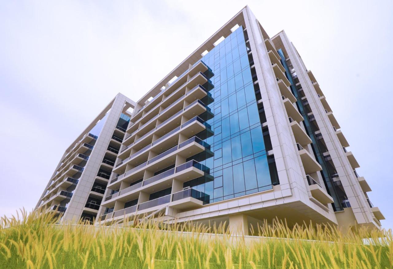 Apartment Live In The Middle Of Lagoons And Sea