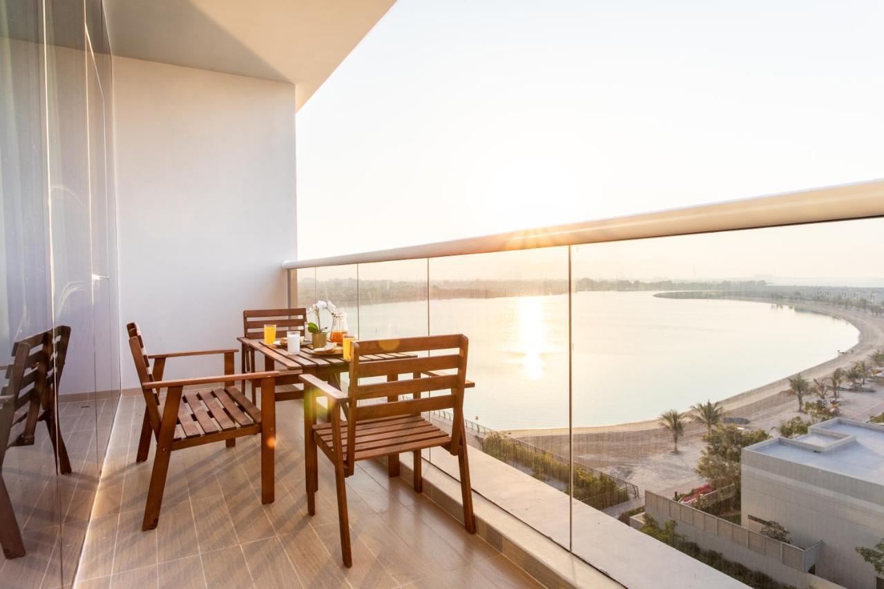 Live In The Middle Of Lagoons And Sea Apartment Ras al-Khaimah