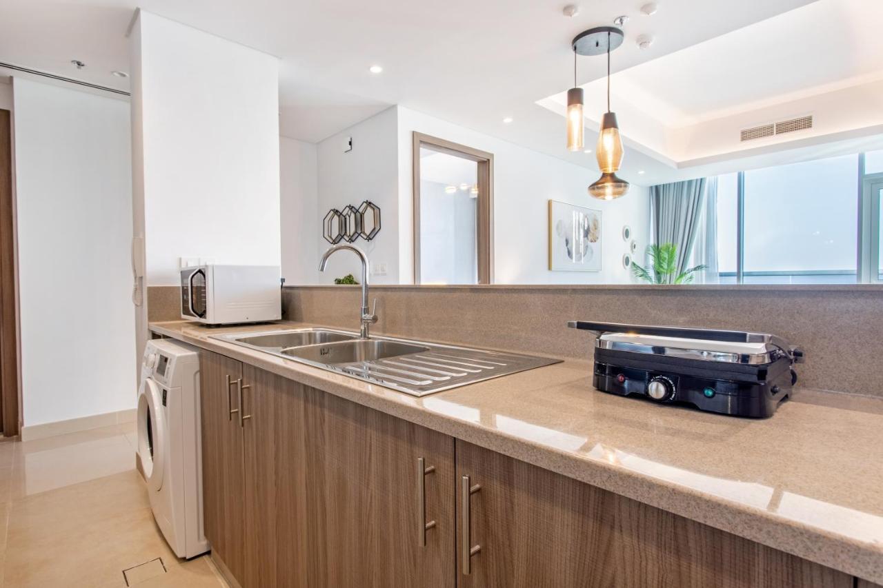 Live In The Middle Of Lagoons And Sea Apartment
